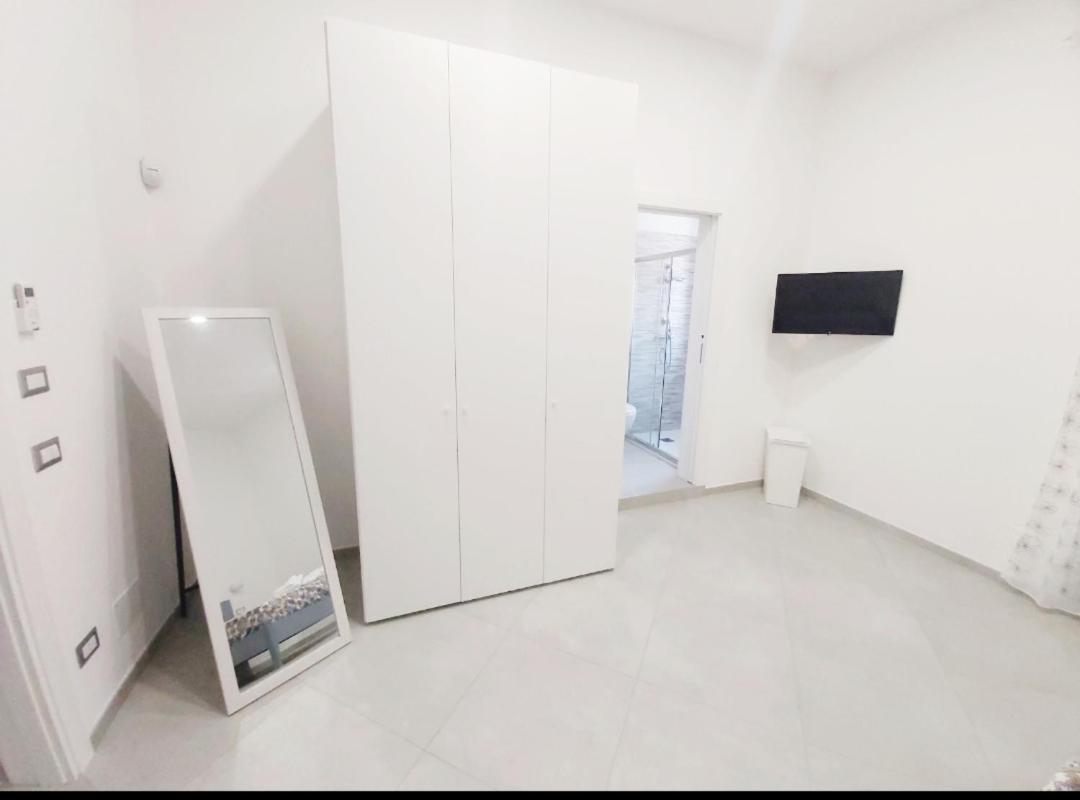 Dimora Asmara 11 15 Apartment Brindisi Ngoại thất bức ảnh